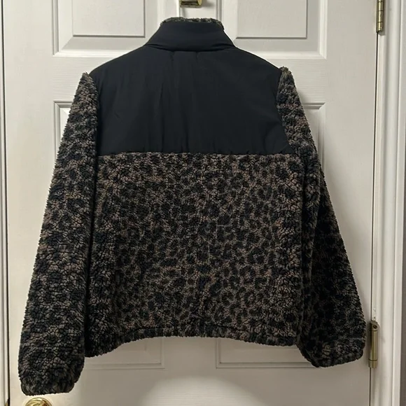 P.J.Salvage Faux Fur Jacket / Coat Size Medium - Picture 6 of 15